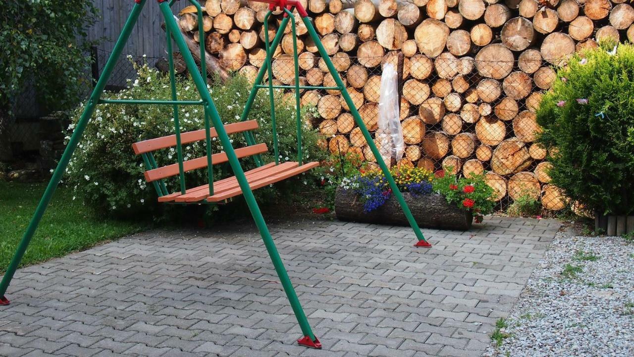 Pokoje Goscinne Pod Jaworem - Obok Pieknego Szlaku Wzdluz Rzeki Bialka, 1Km Do Stokow Kotelnica Extérieur photo